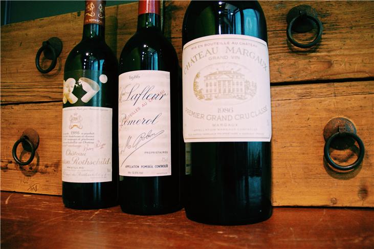Bordeaux and Burgundy wines 1986